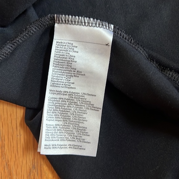 Pearl Izumi Racerback Athletic Black Tank Top, XS - Picture 9 of 12